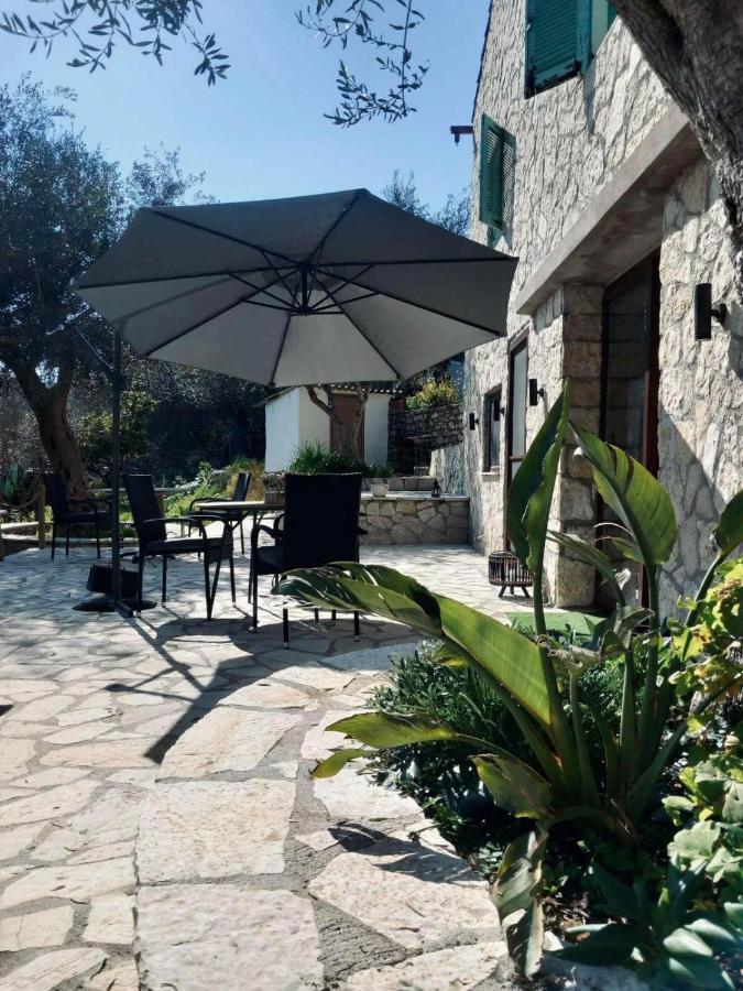 גאיוס Moxy Paxos Apartments מראה חיצוני תמונה